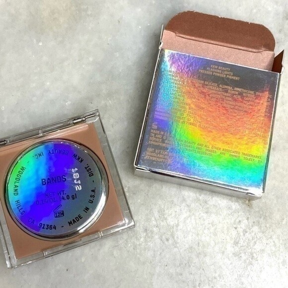 KKW Beauty Flashing Lights Pressed Powder Bands - Picture 3 of 5